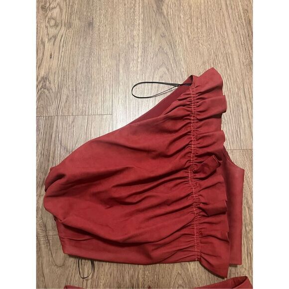 En Saison Derozan Skirt Set - size S Color: Dark Rose - Picture 10 of 12